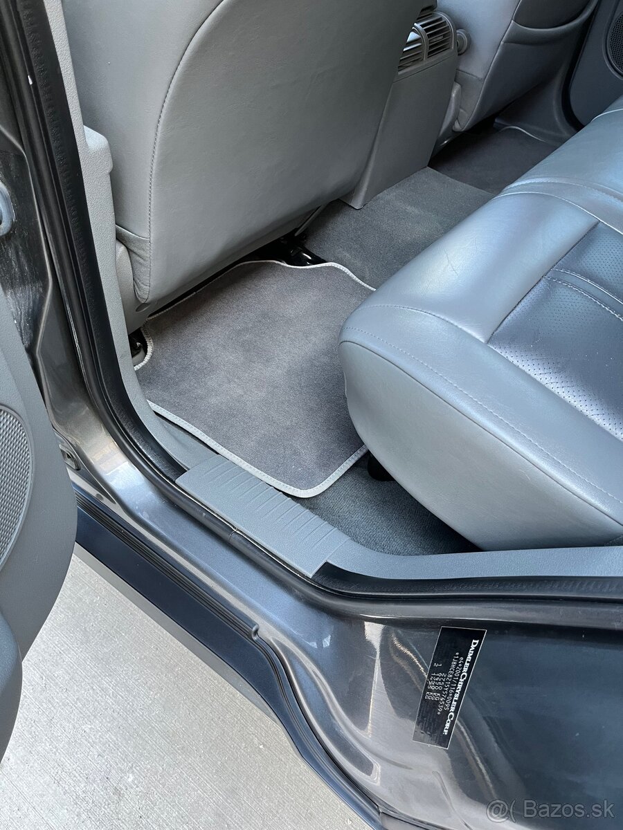 Jeep Grand Cherokee 5.7 HEMI - 18