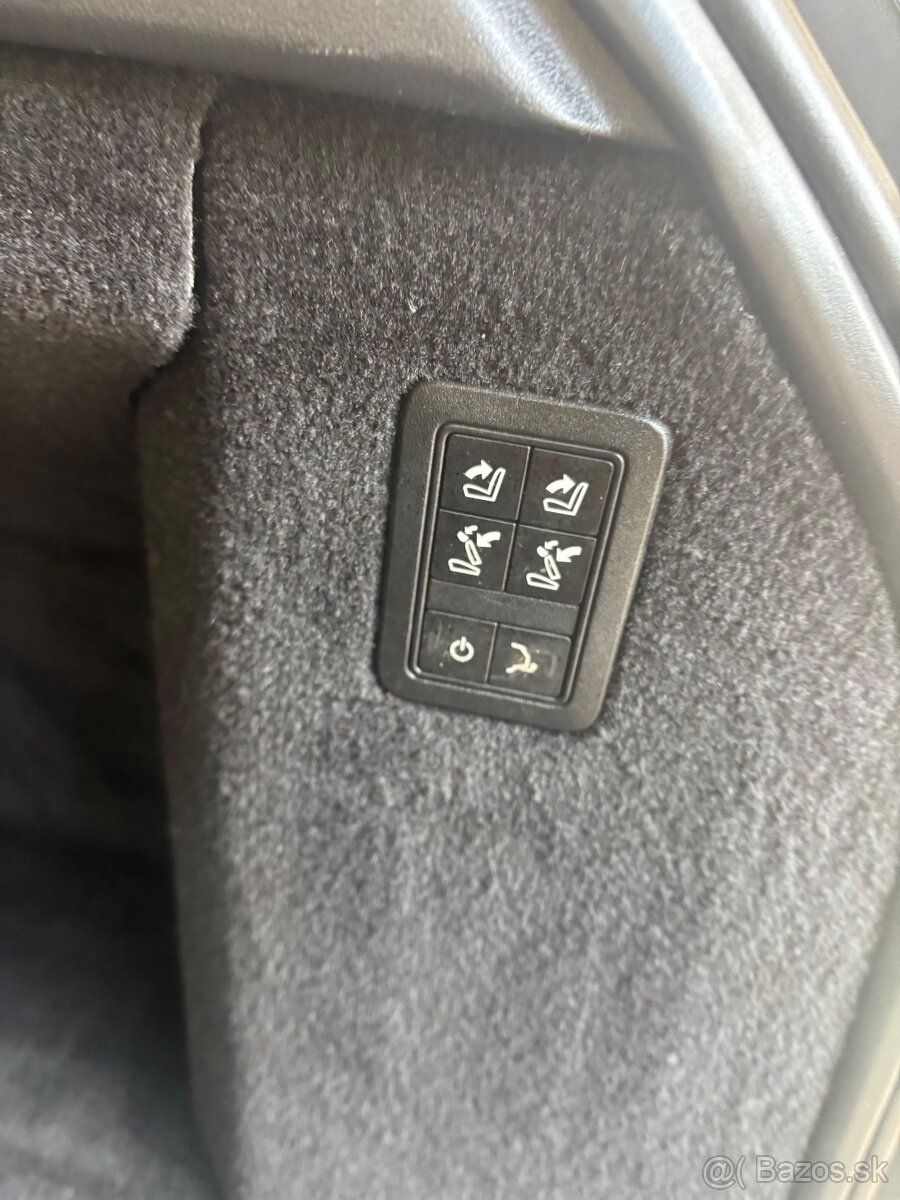 Range Rover Sport HSE 3.0D 7-miestny - 18