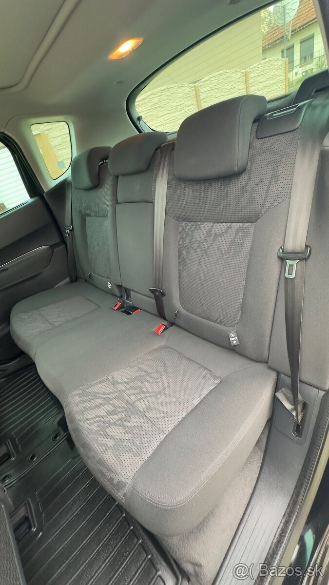 Peugeot 3008 GRUMPY MAN EDITION 1.6Vti 115KW - 156 HP Nová S - 18