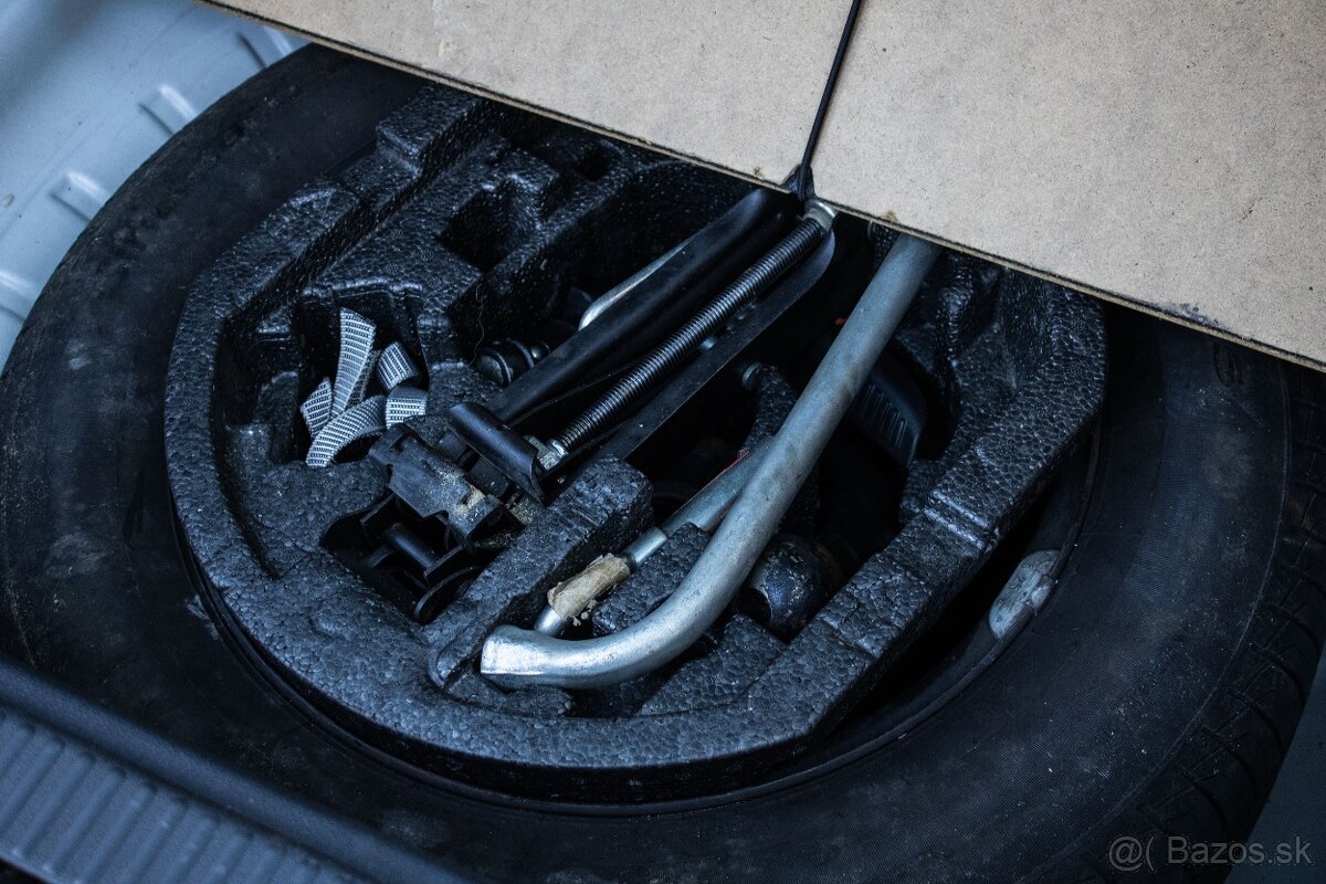 Škoda Octavia Combi 1.6TDI 85kW MT 5-st. - 18