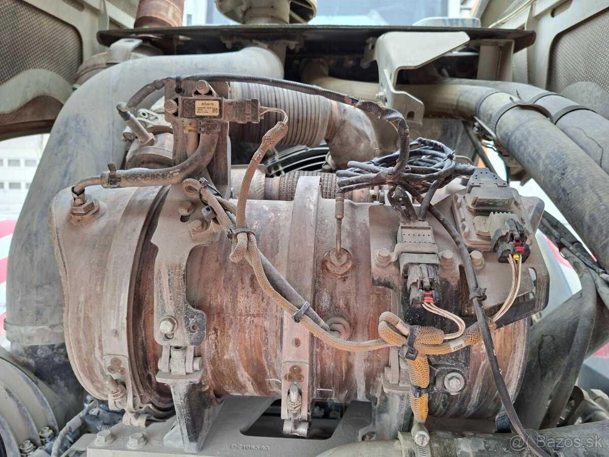 LIEBHERR L538 4X4 - 18