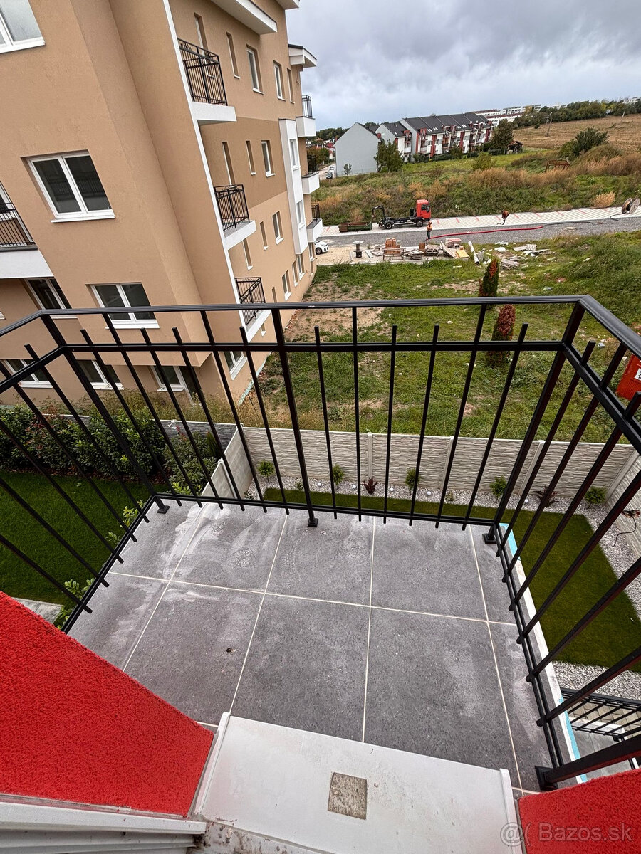 SENEC - EXKLUZÍVNE NA PREDAJ 3 izbový byt s vlastným kúrením - 18