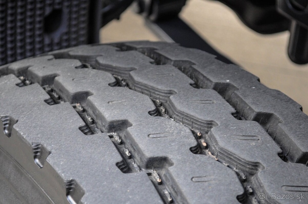 MERCEDES AXOR 1829 VALNÍK + HYDRAULICKÁ RUKA TOP STAV EU5 - 18