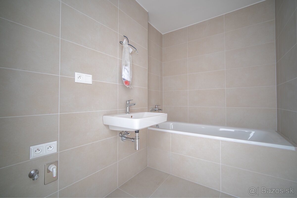 PRENÁJOM 2 izbového bytu 48 m2 + 11 m2 terasa, Ružinov, BA - 18