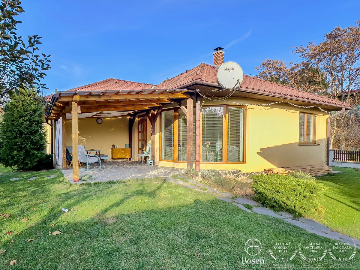 BOSEN | Novostavba s peknou terasou a záhradou, 673m2 - 18