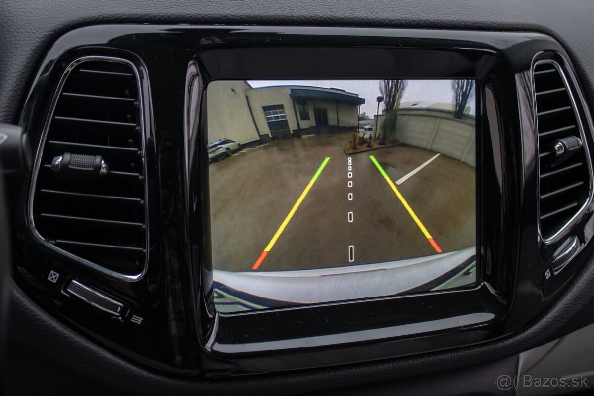 Jeep Compass 1.4i MultiAir 4WD Limited 125kW AT/9 - 18