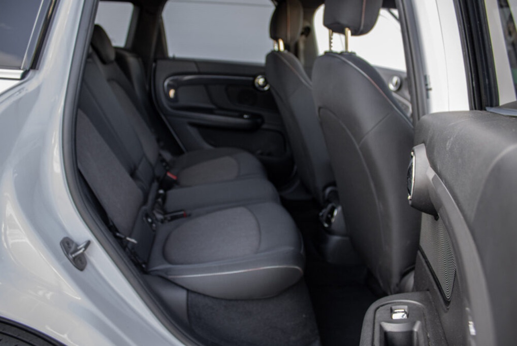 MINI Countryman SE ALL4 Plug-In Hybrid - 18