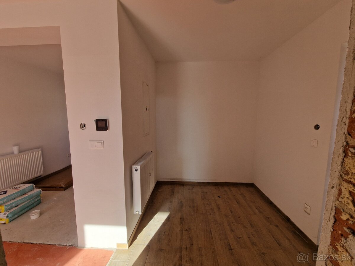 4 izb. rodinný dom v Šintave na 467m2 pozemku na predaj - 18