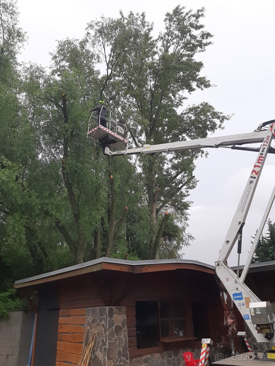 Prenájom plošiny 21m - 18