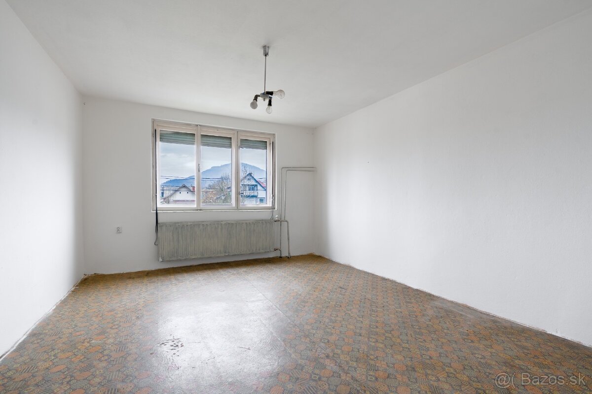 Rodinný dom s potenciálom - Košeca - 18