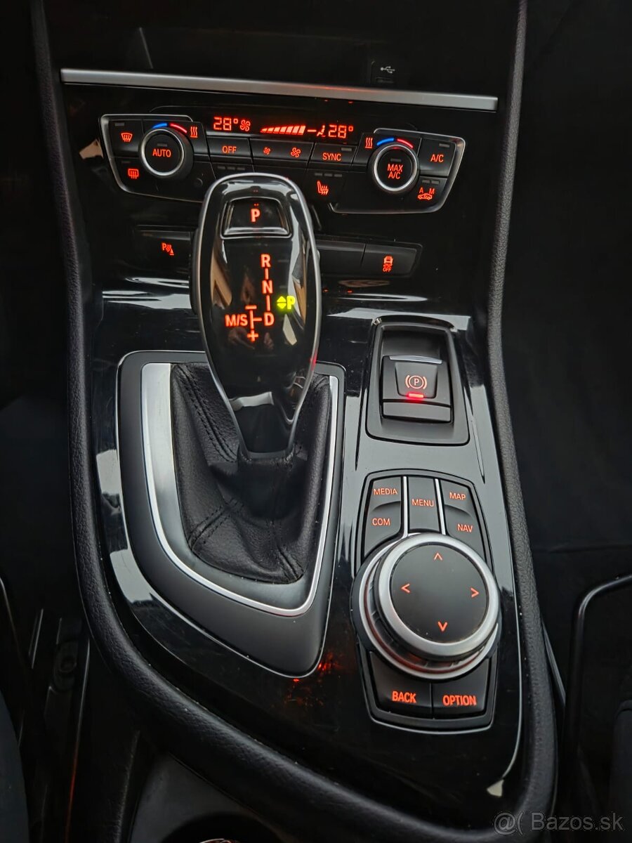 BMW Rad 2 Gran Tourer 220d - 18