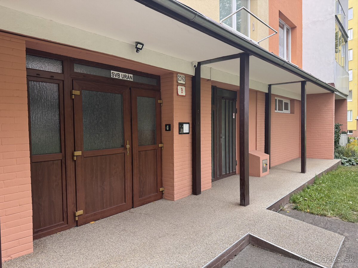 Predaj, 2-izbový byt, balkón, ul. Pavlovova, blok Urán, Star - 18