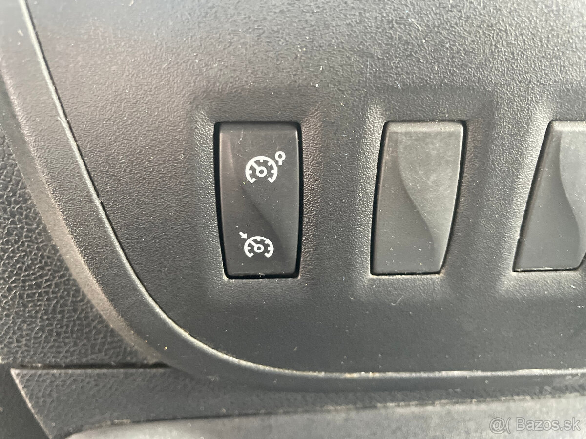 Renault Master 2.3 Dci, 92 kW, L3H2, 7 - miestne, DPH - 18