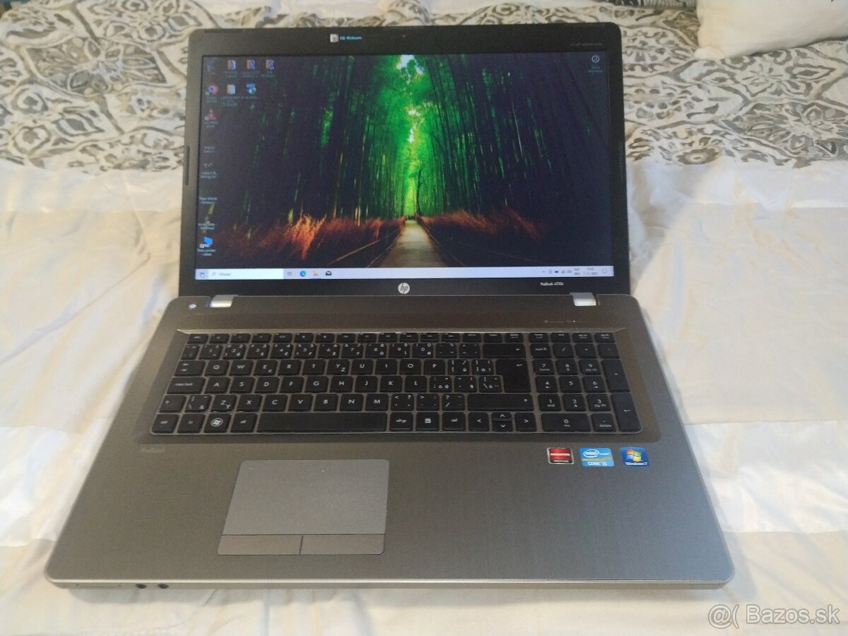 HP ProBook. Intel - i5. 8 GB. 17,3"HD+.640 GB. - 18