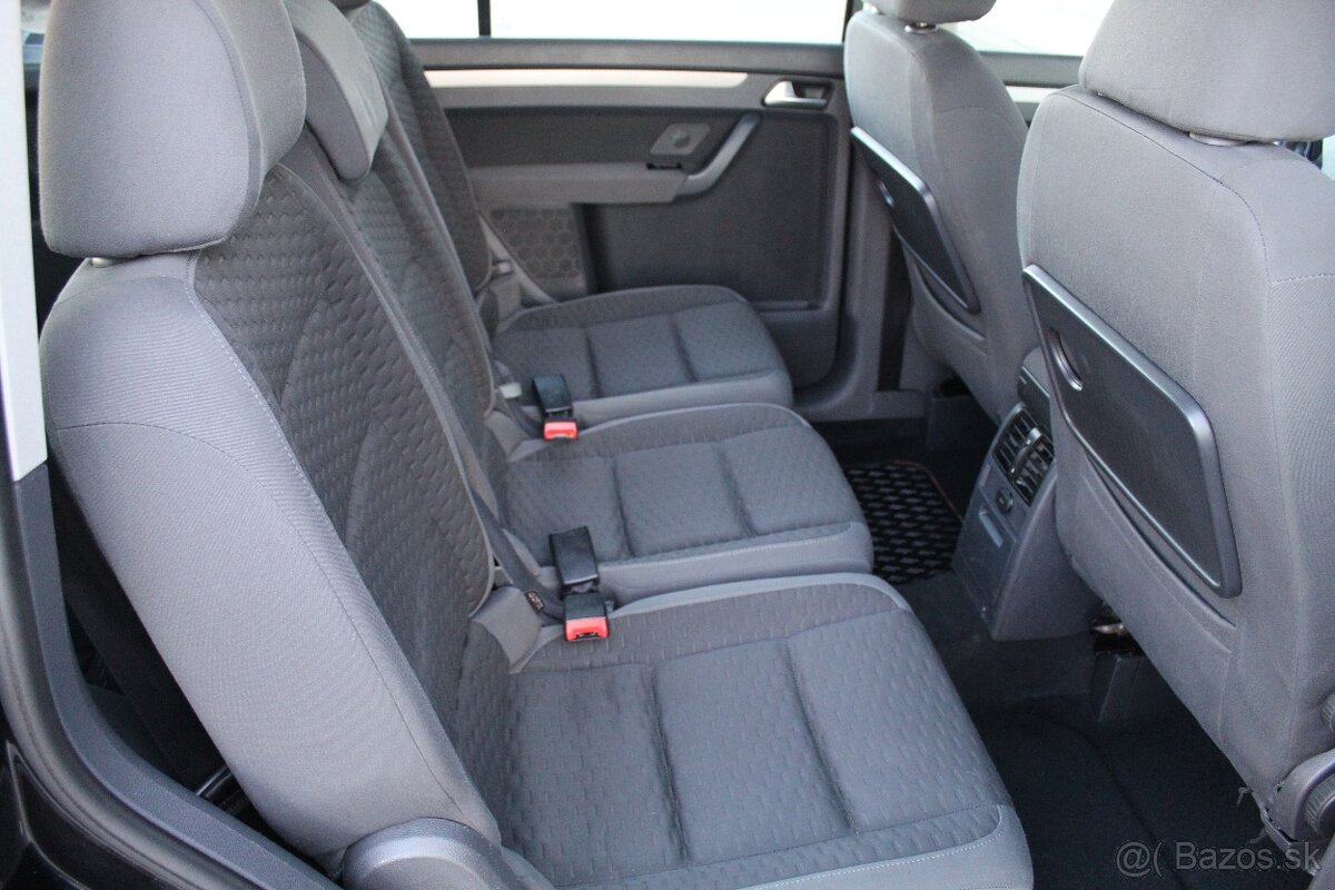 Volkswagen Touran 2.0 TDI - 18