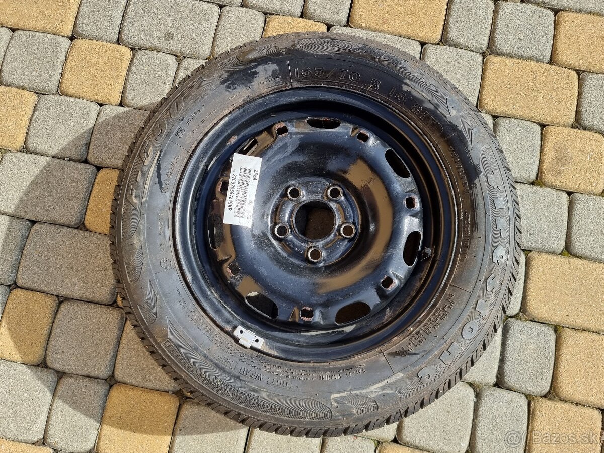 VW Polo 9N predná kapota - 18