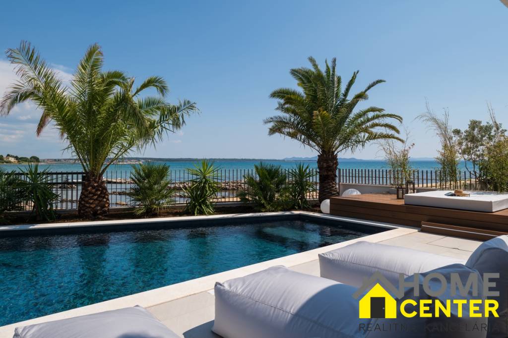 NA PREDAJ luxusná vila s bazénom, /236 m²/ Zadar, Privlaka - 18