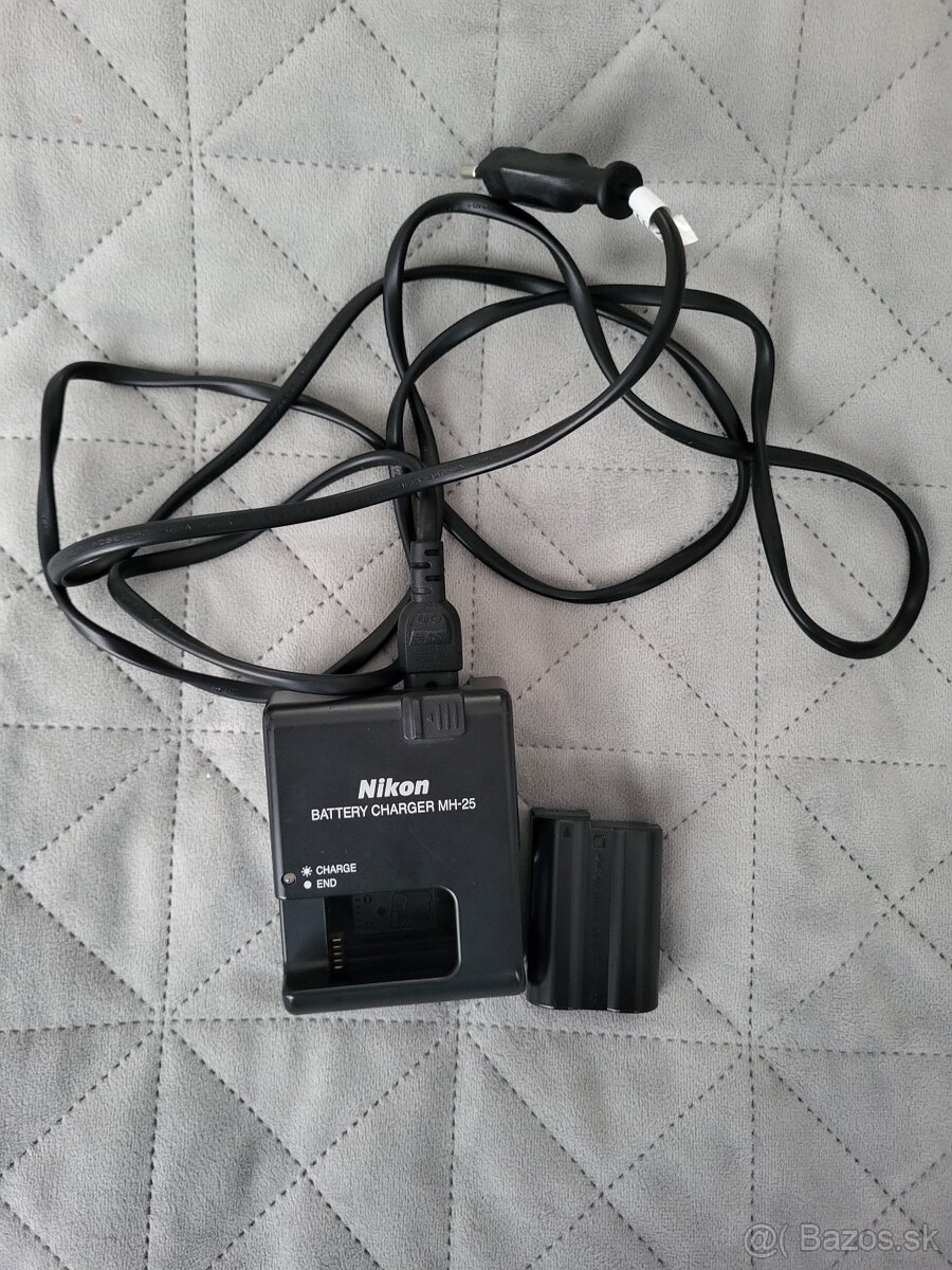 Nikon D7000 (len 24tis. záberov) + Tamron 17-50mm f/2.8 VC + - 18