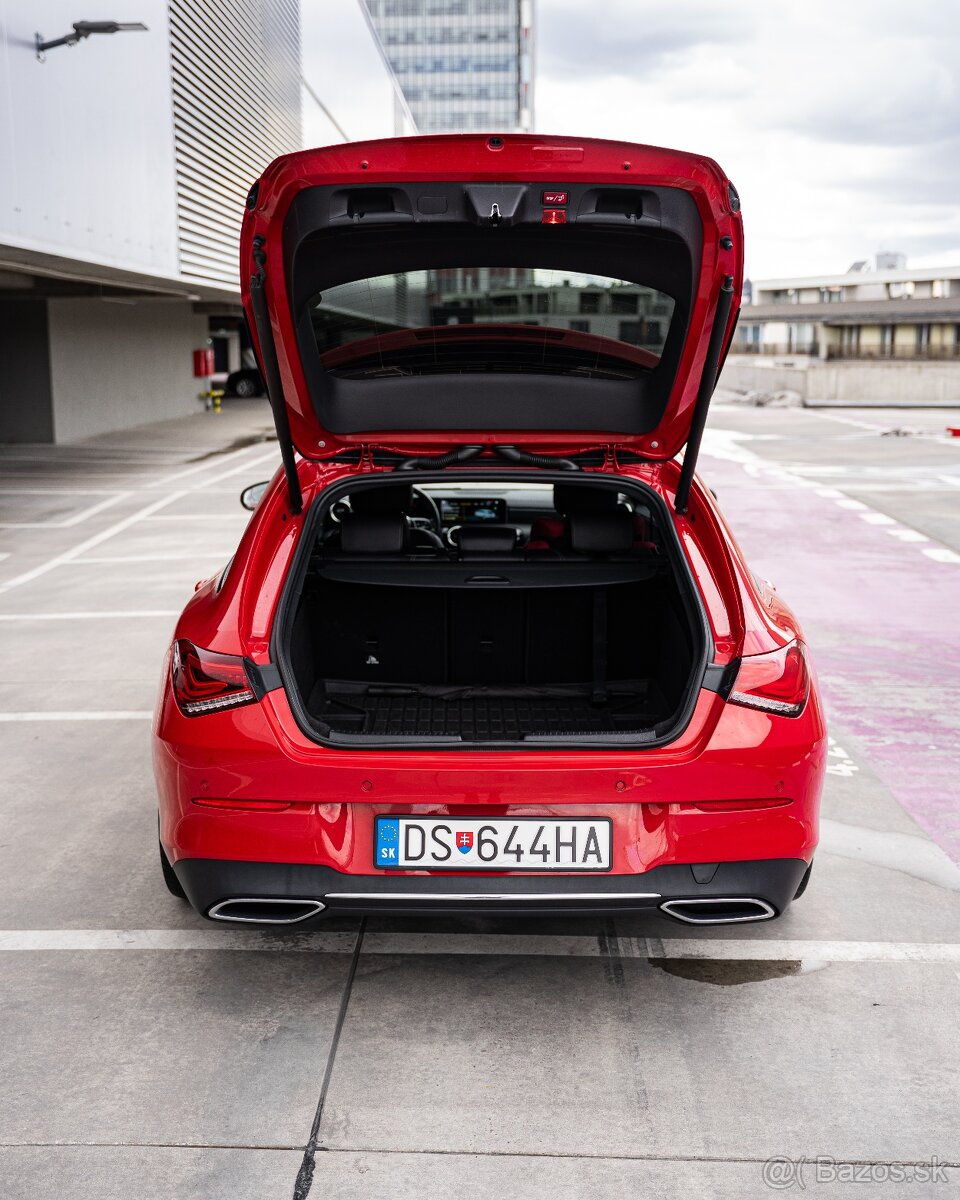 Mercedes-Benz CLA180 Shooting Brake - 18