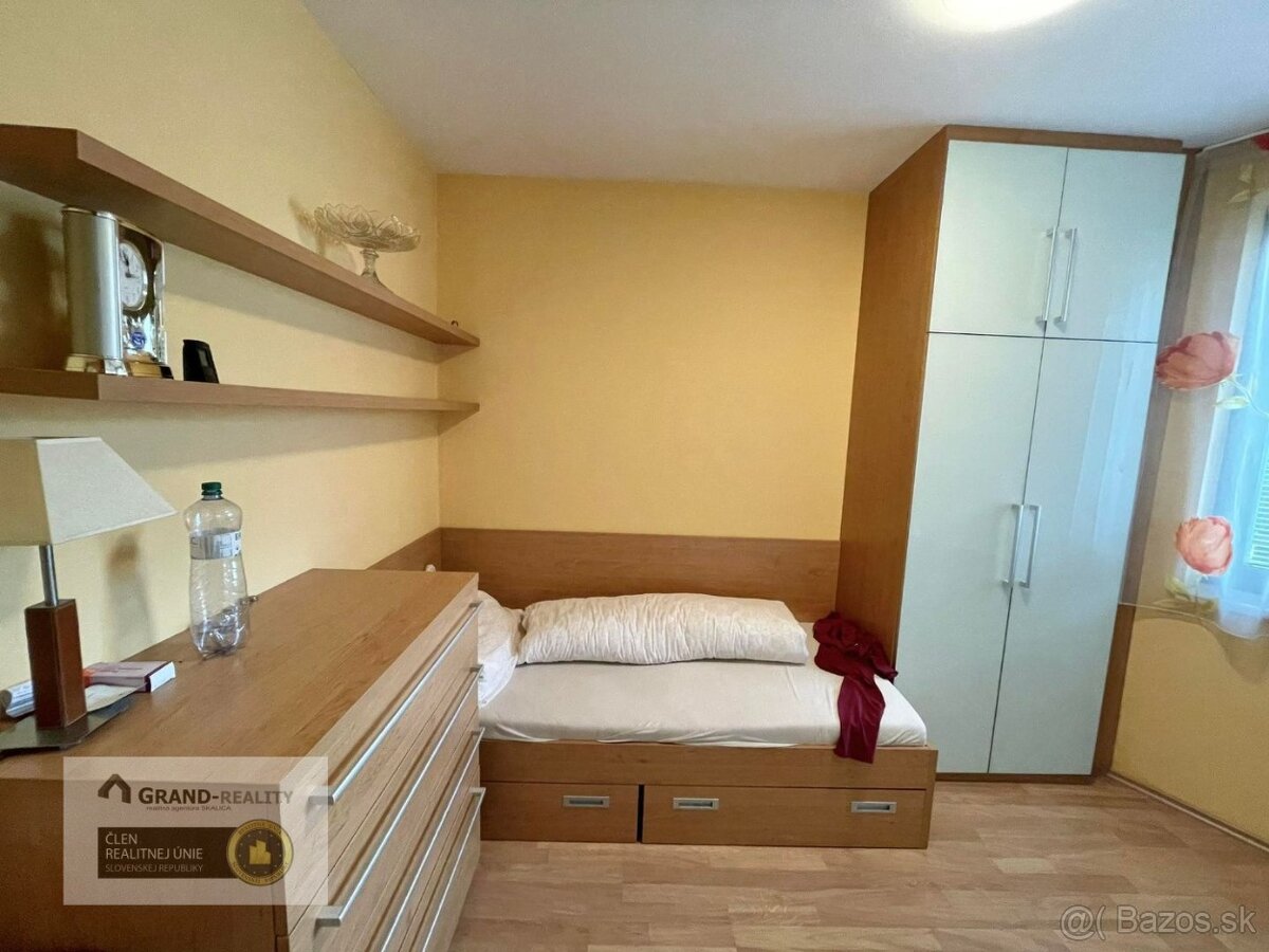 Na predaj dom s garážou, bazénom a dvomi bytovými jednotkami - 18