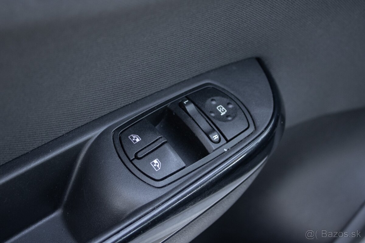 Opel Corsa 1.2 51kw MT/5 2019 - 18