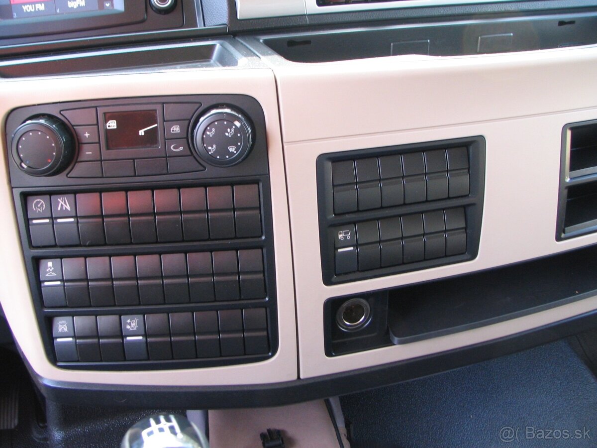 MAN TGL 12.190 4x2 chladiar s hydr. celom (dovoz). - 18