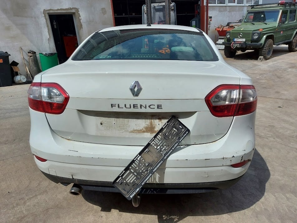 Renault Fluence 1,6i 82kw - 18