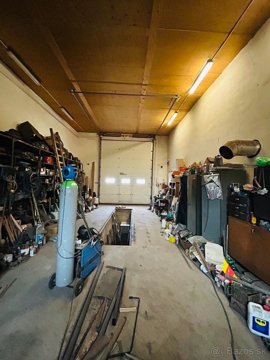 Budovy v priemyselnom areáli NA PREDAJ - 18