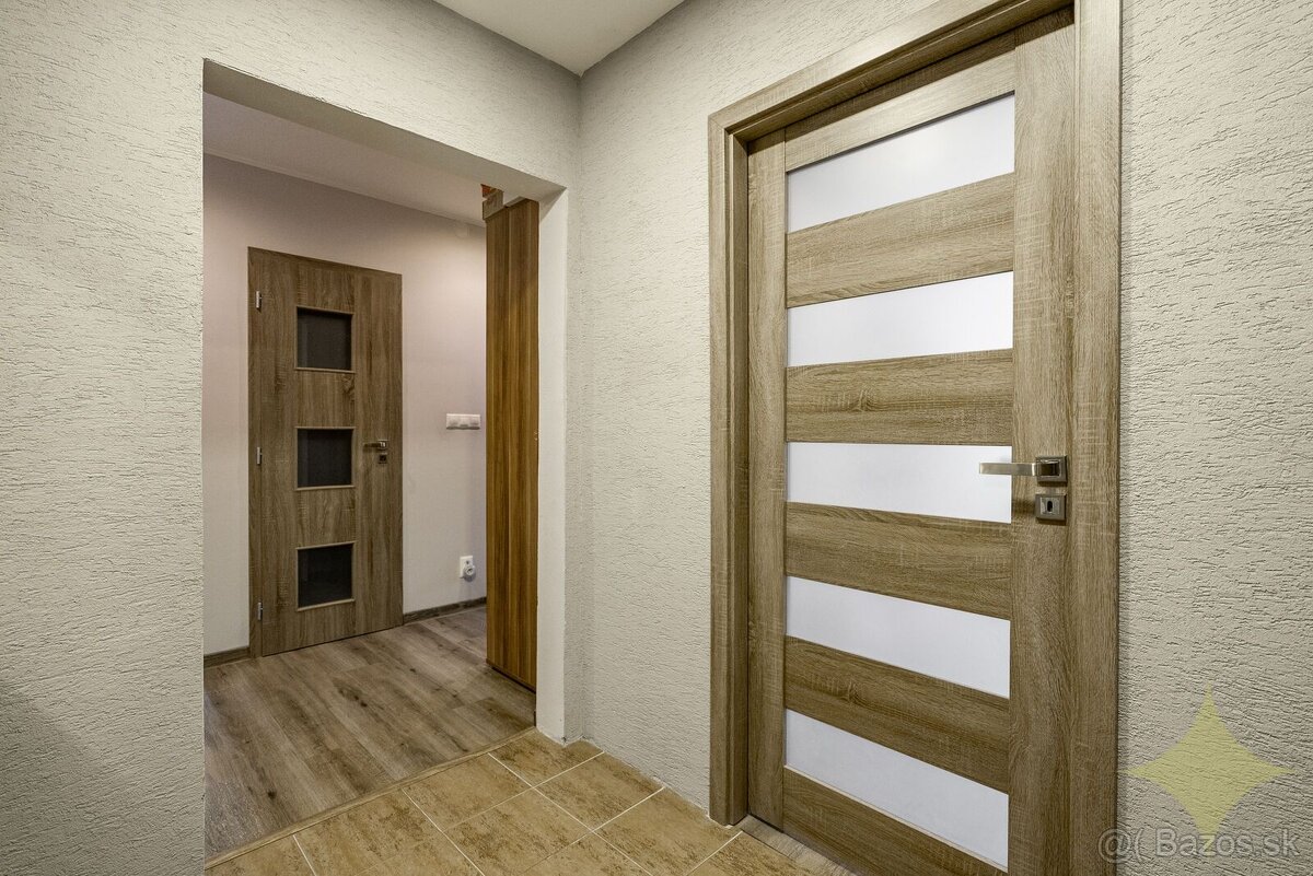 3-izbový zariadený byt po rekonštrukcii na prenájom – Žiar n - 18