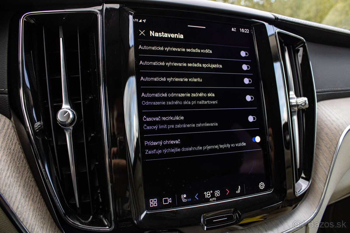 Volvo XC60 B5 184kW mHEV Inscription AWD A/T - 18