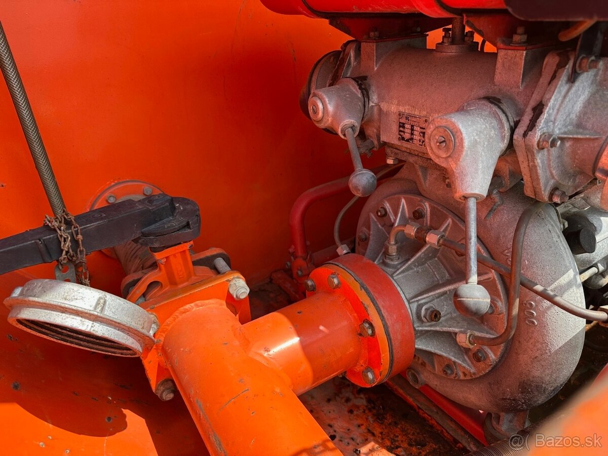 RENAULT MIDLINER CISTERNA KROPIČKA 4X4 1999 VIN 943 - 18