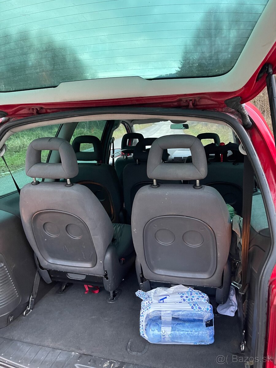 Volkswagen Sharan - 18