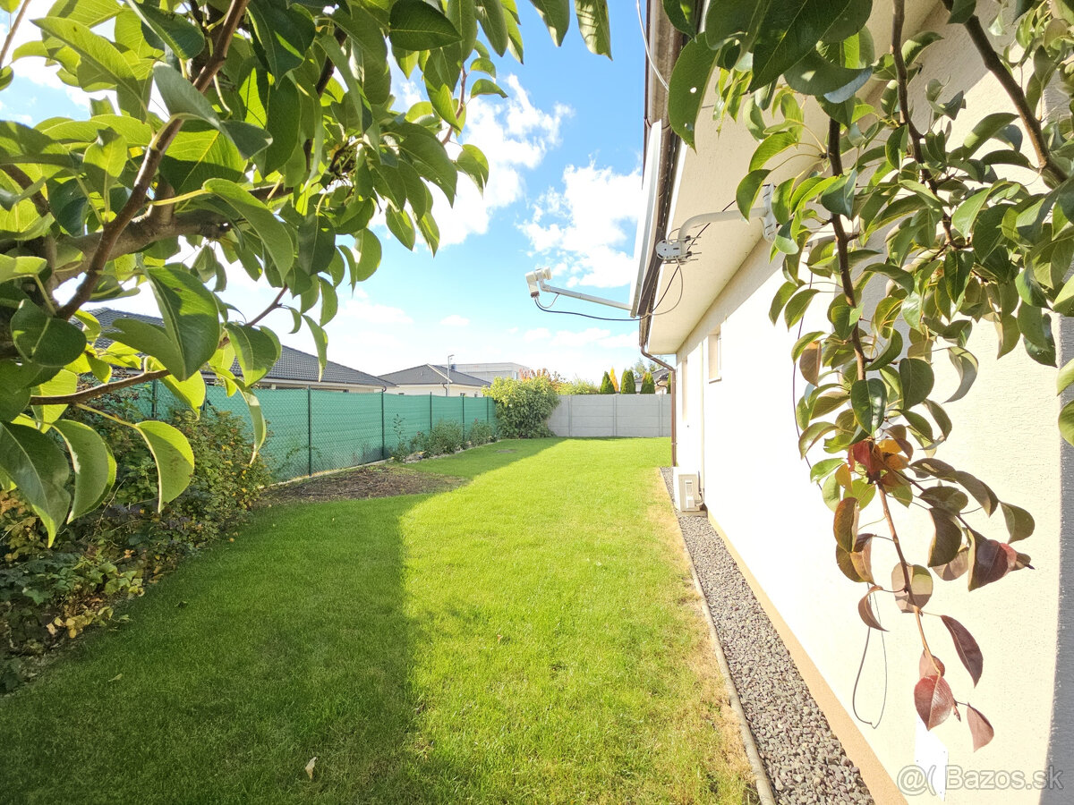 Samostatne stojaci nízkoenergetický 4 izbový bungalov v Most - 18