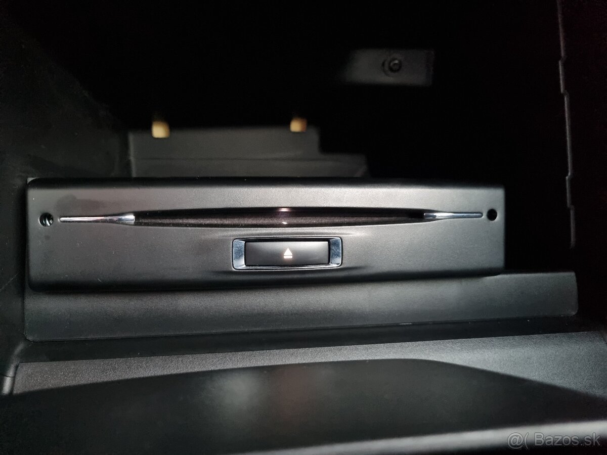 ===Peugeot 208=== - 18