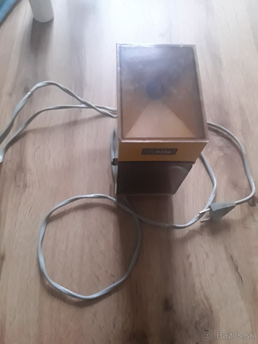 Retro hrnceky,taniere,mixer,slahač, - 18