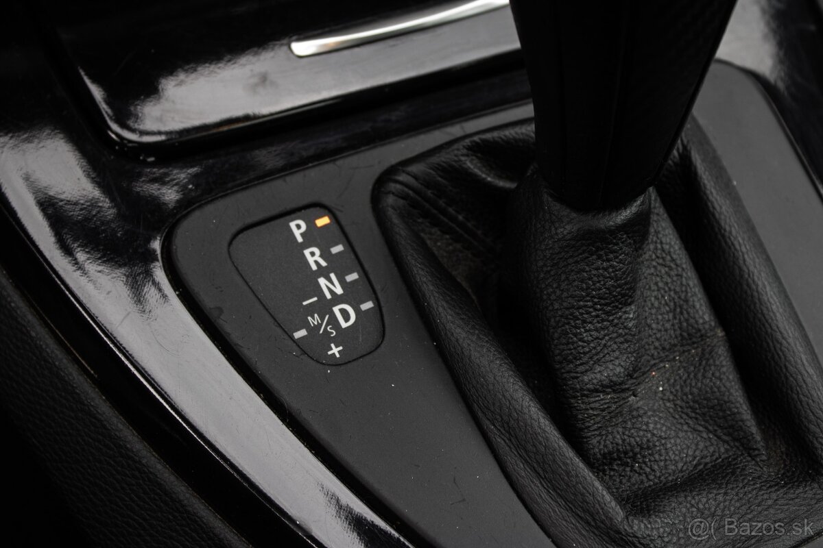 BMW Rad 3 Coupé 335i A/T - 18