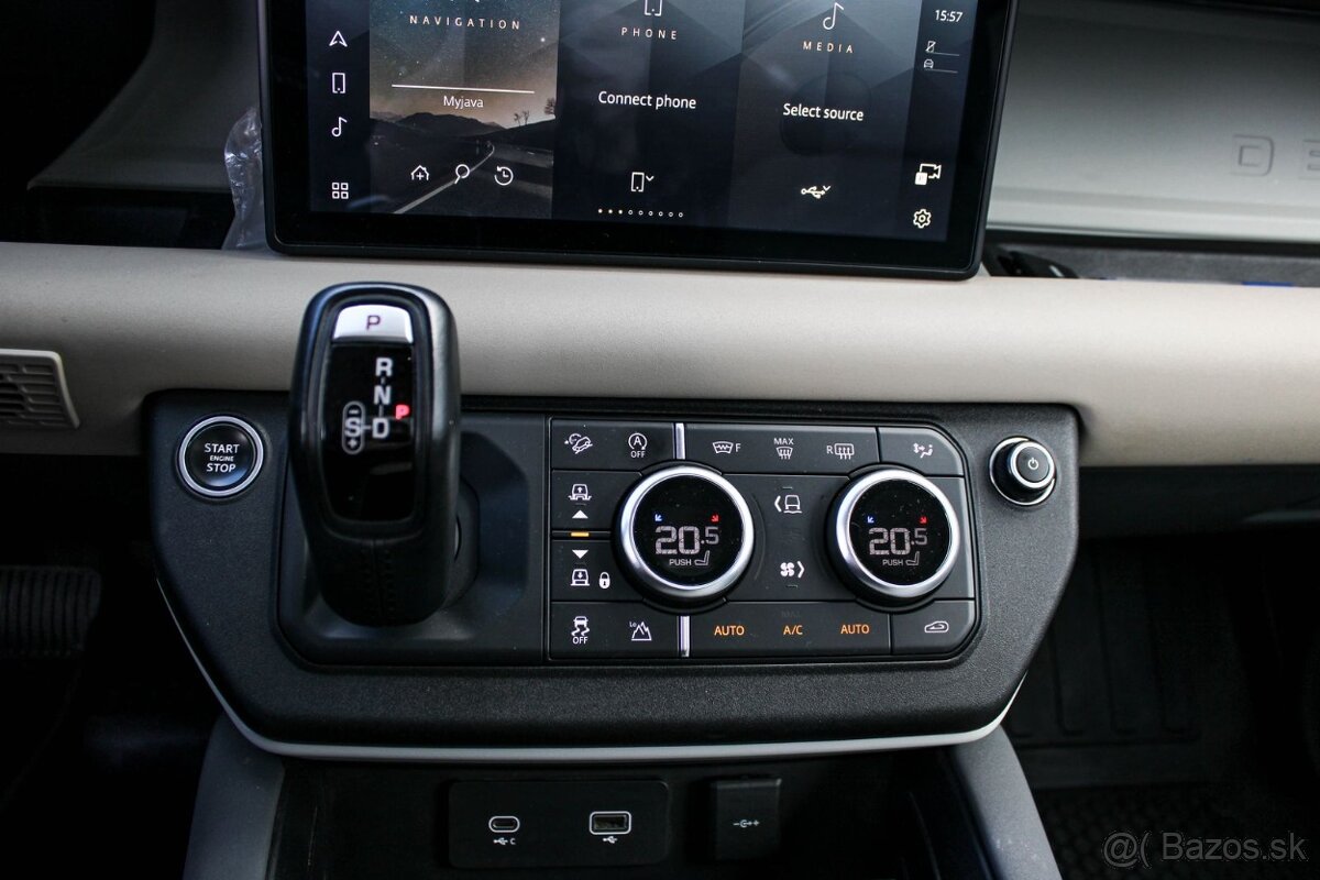 Land Rover Defender 3.0 I6 MHEV A/T AWD EXPEDITION PACK DPH - 18