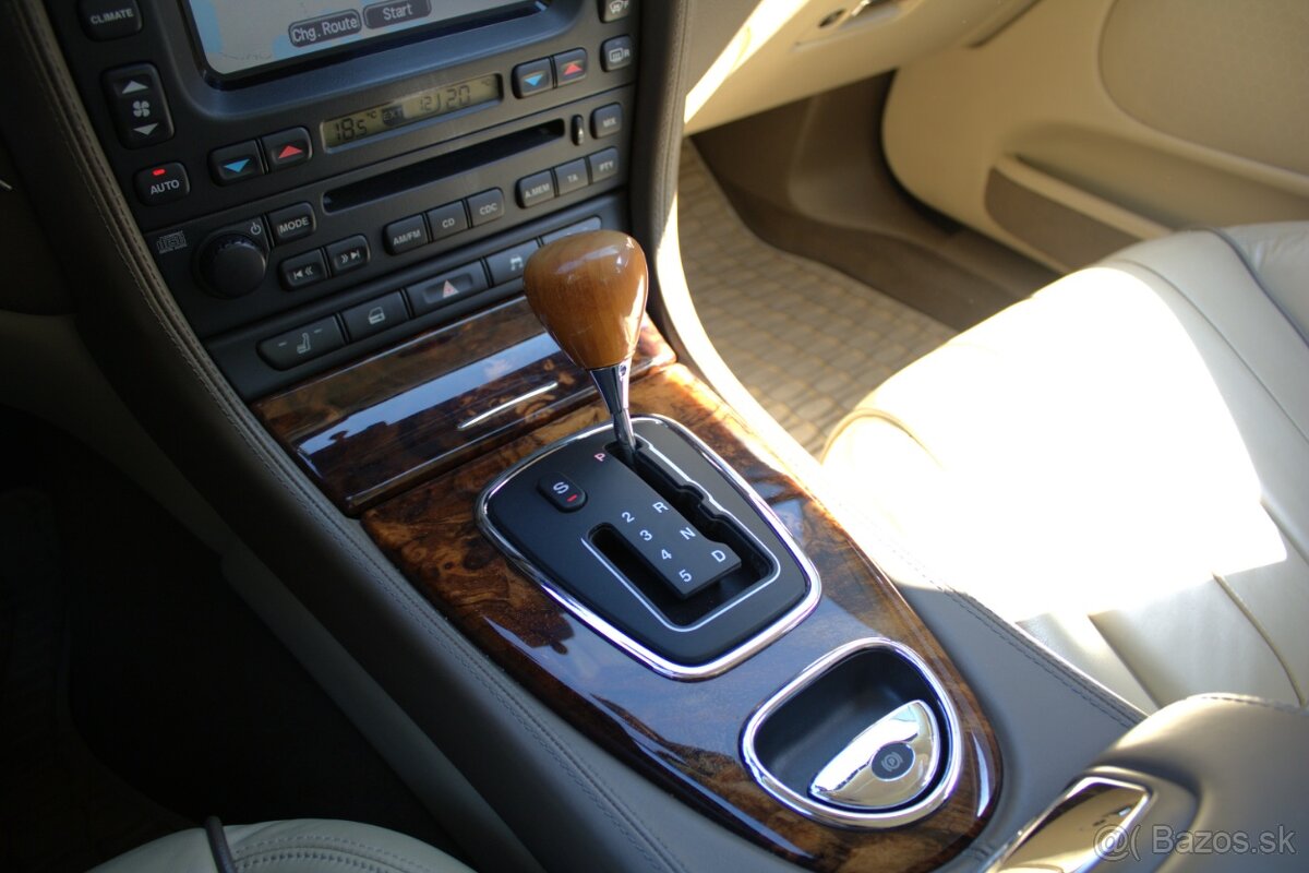 Jaguar S-Type 2.7 V6 Executive AT6, 152kw - 18