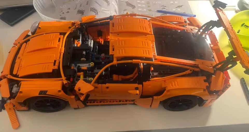 lego Technic zavodne auta - 18