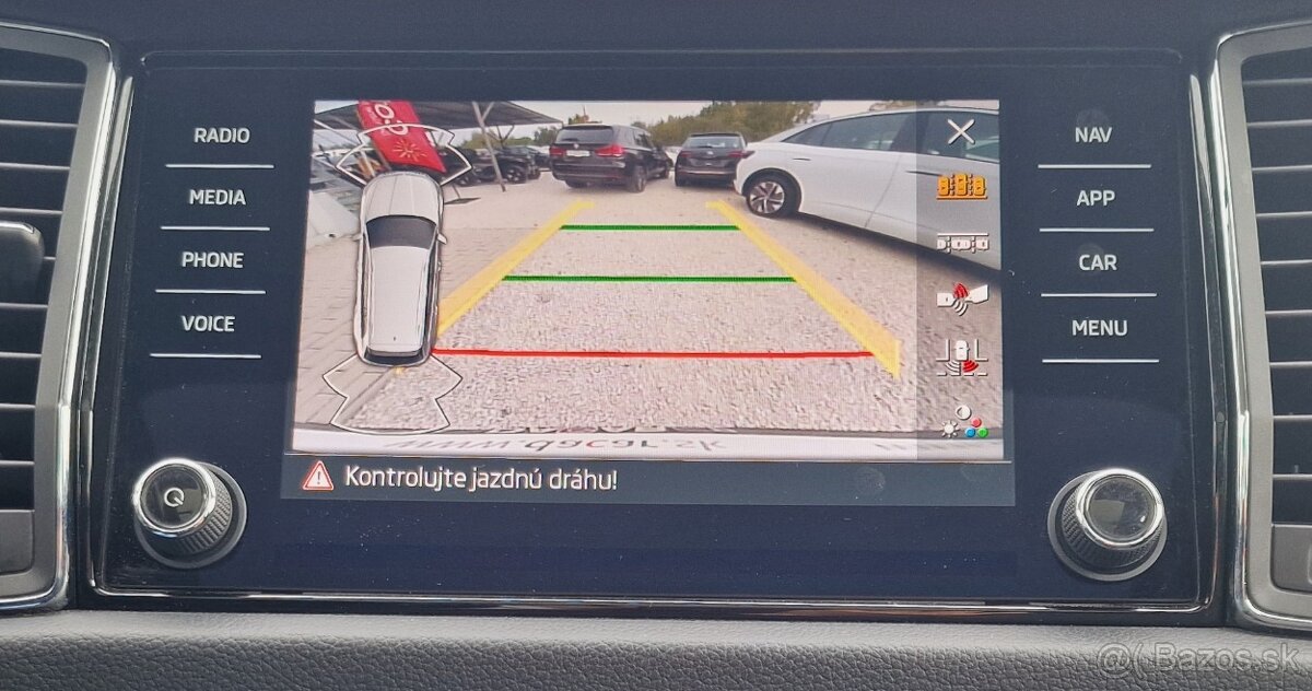 VW ID.4 PRO PERFORMANCE, FULL LED, 360°KAMERA / REZERVOVANÉ - 18