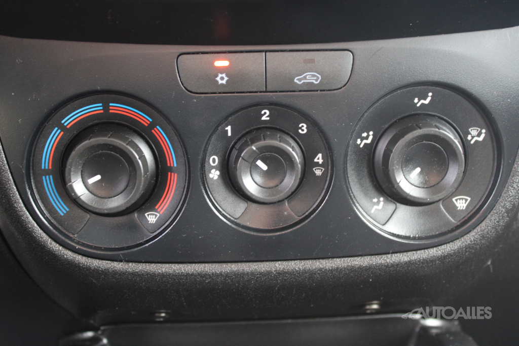 Opel Combo 1,6 CDTi 77 kW SELECTION - 18