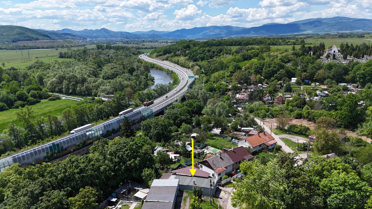SAMOSTATNÝ KOMERČNÝ OBJEKT S POZEMKOM - 18
