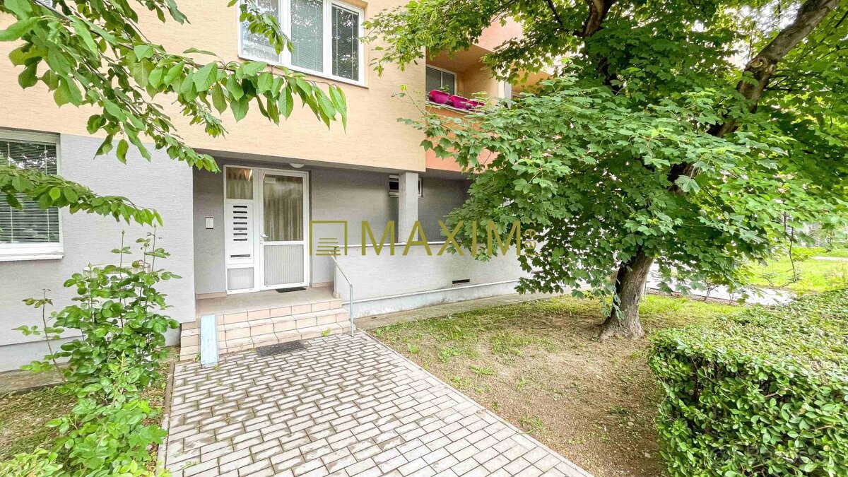 REZERVOVANÉ 4-izbový byt, 2. posch. + pivnica, rekonštrukcia - 18