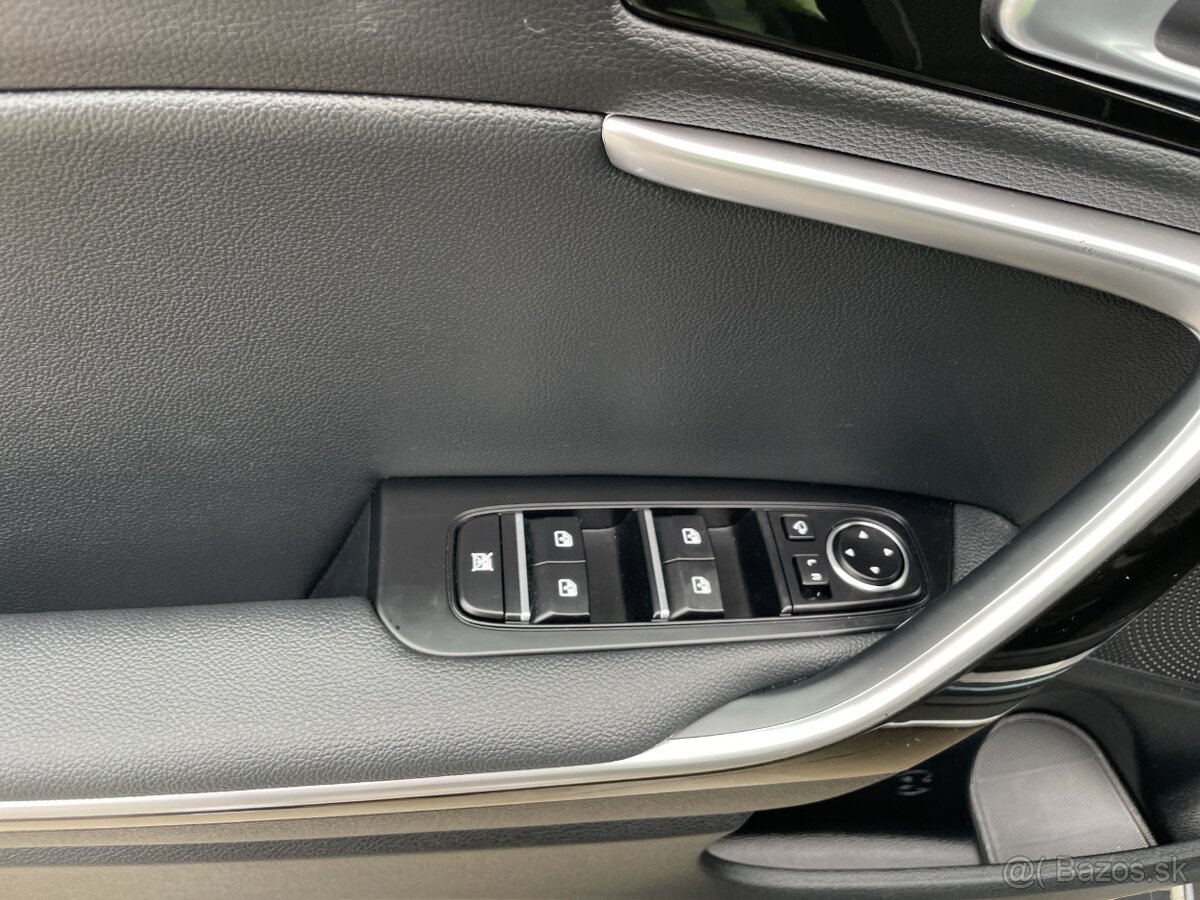 Predám KIA XCEED 1,5 T - GDI 103kW MT6 GOLD - 18