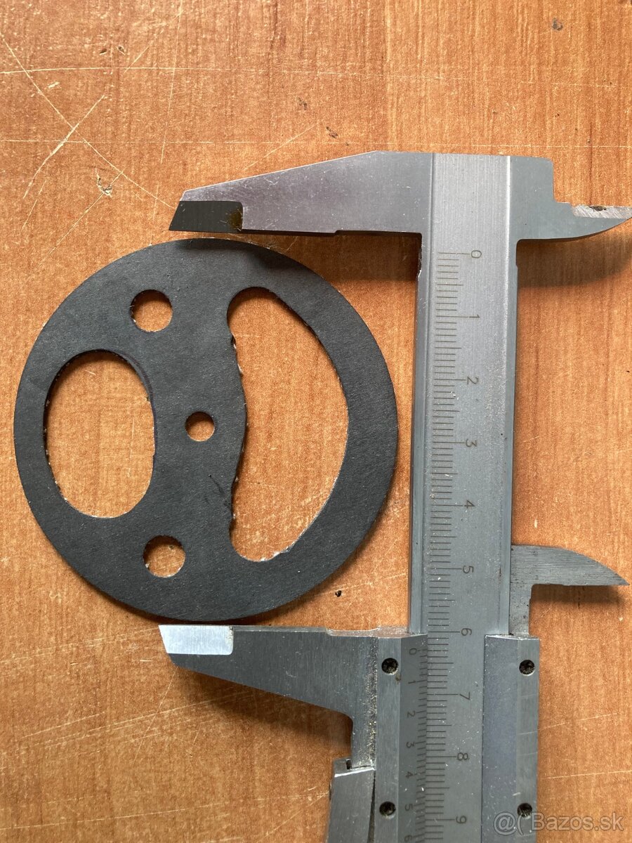 Gaz 69 tlmič a koleno výfuku - 18