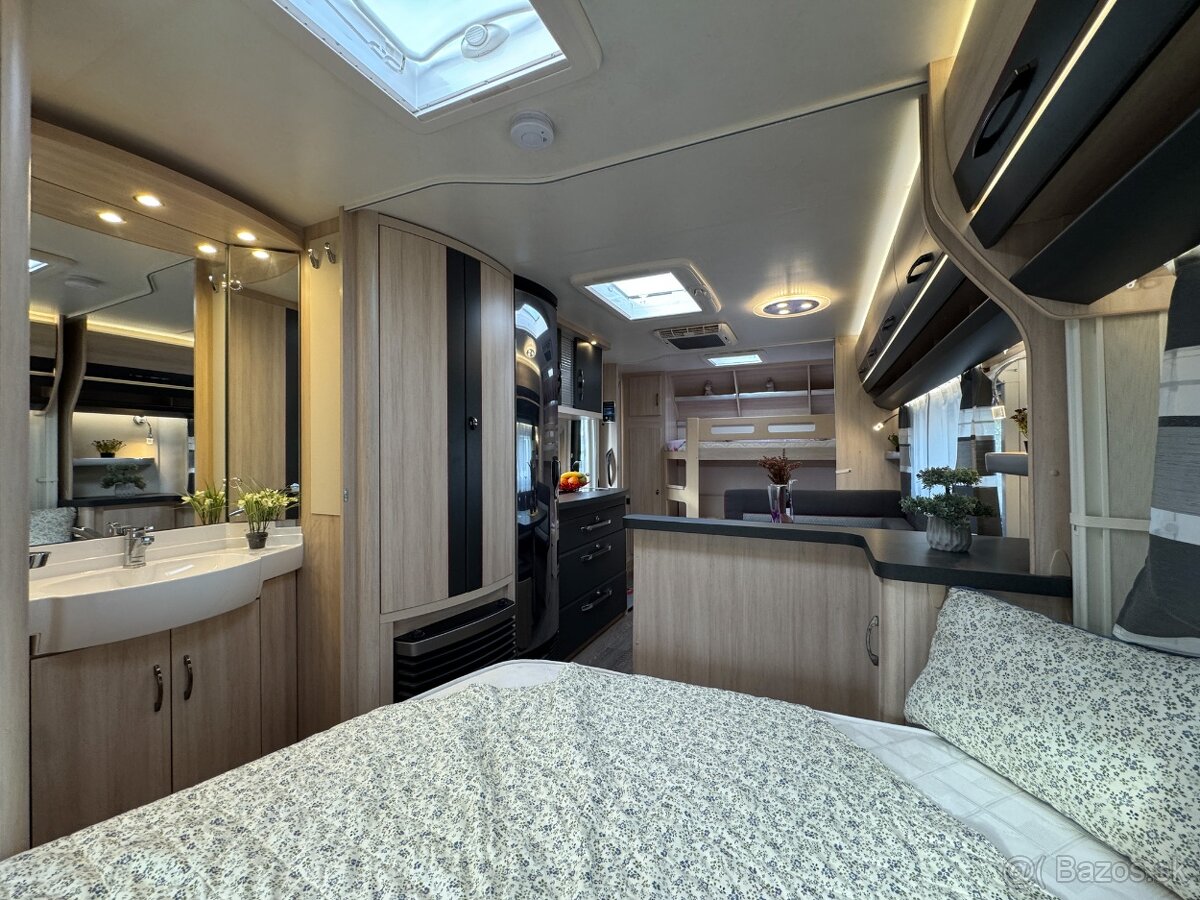 Hobby 560 KMFe De Luxe Edition Markíza, Klíma, Solar, Mover - 18