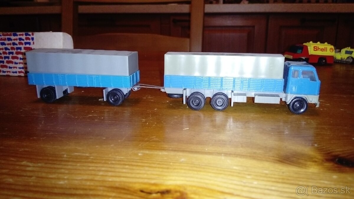 Plastové DDR modely k železnici veľkosť HO a TT - 18