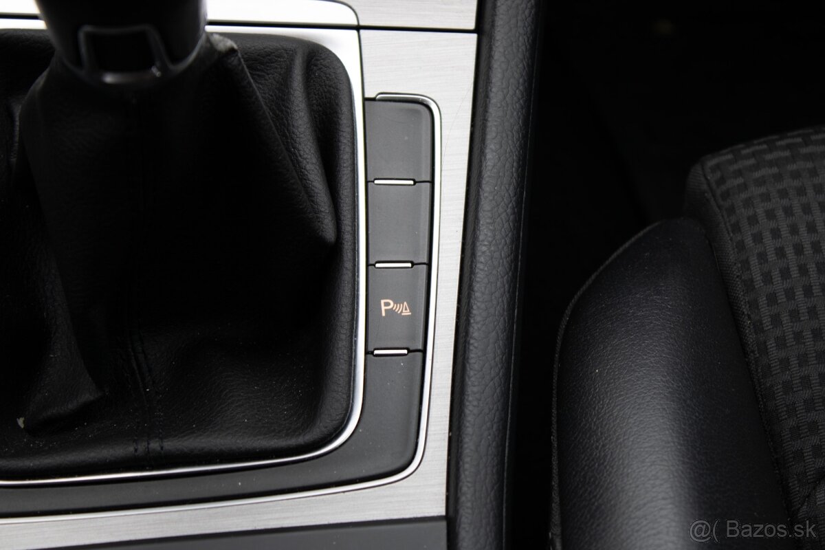 Volkswagen Golf 1.4 TSI BMT 122k R-Line Comfortline 2015 - 18