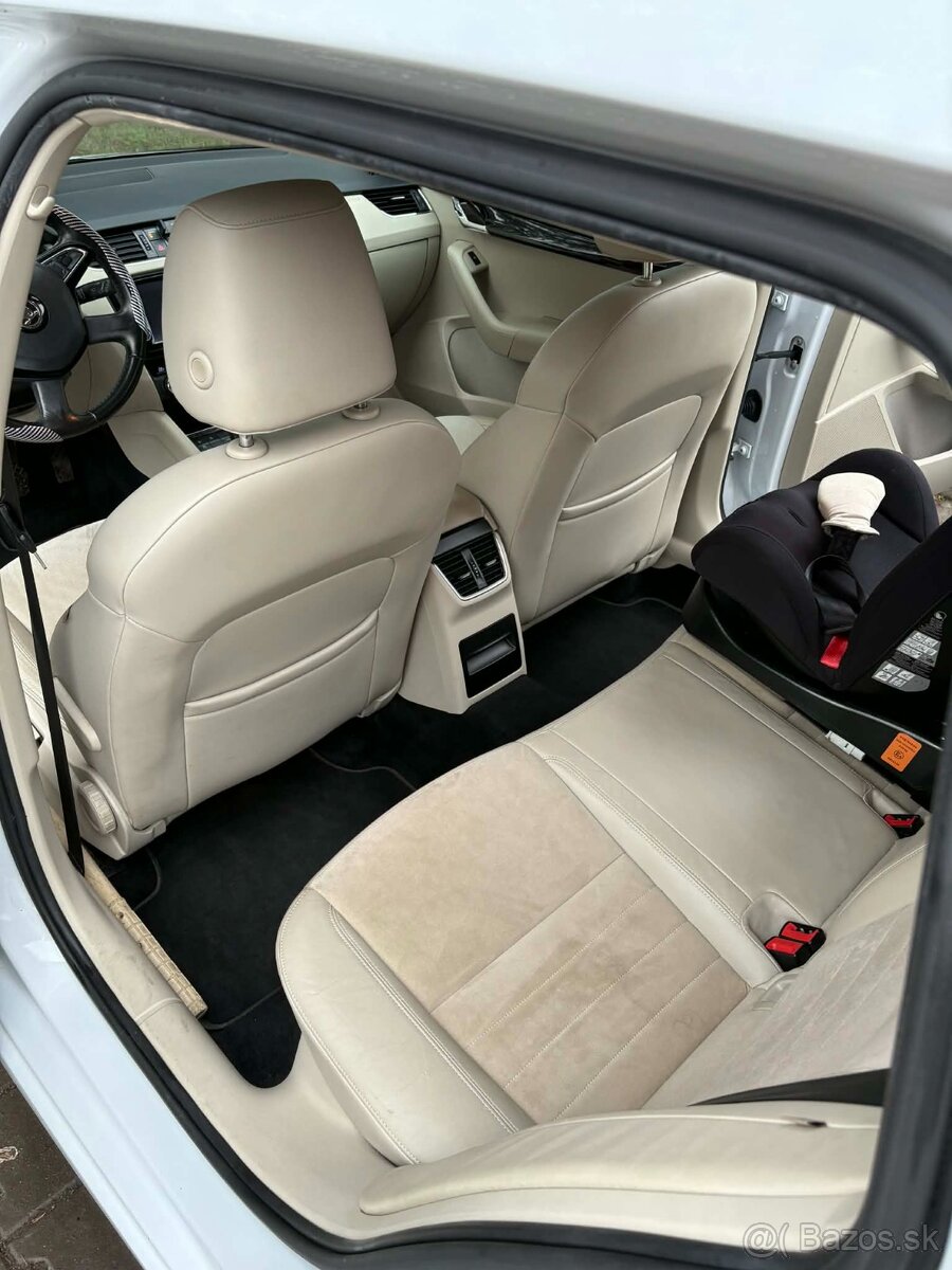 Škoda Octavia Combi III ELEGANCE, 2014, 1.6 TDi, DSG - 18