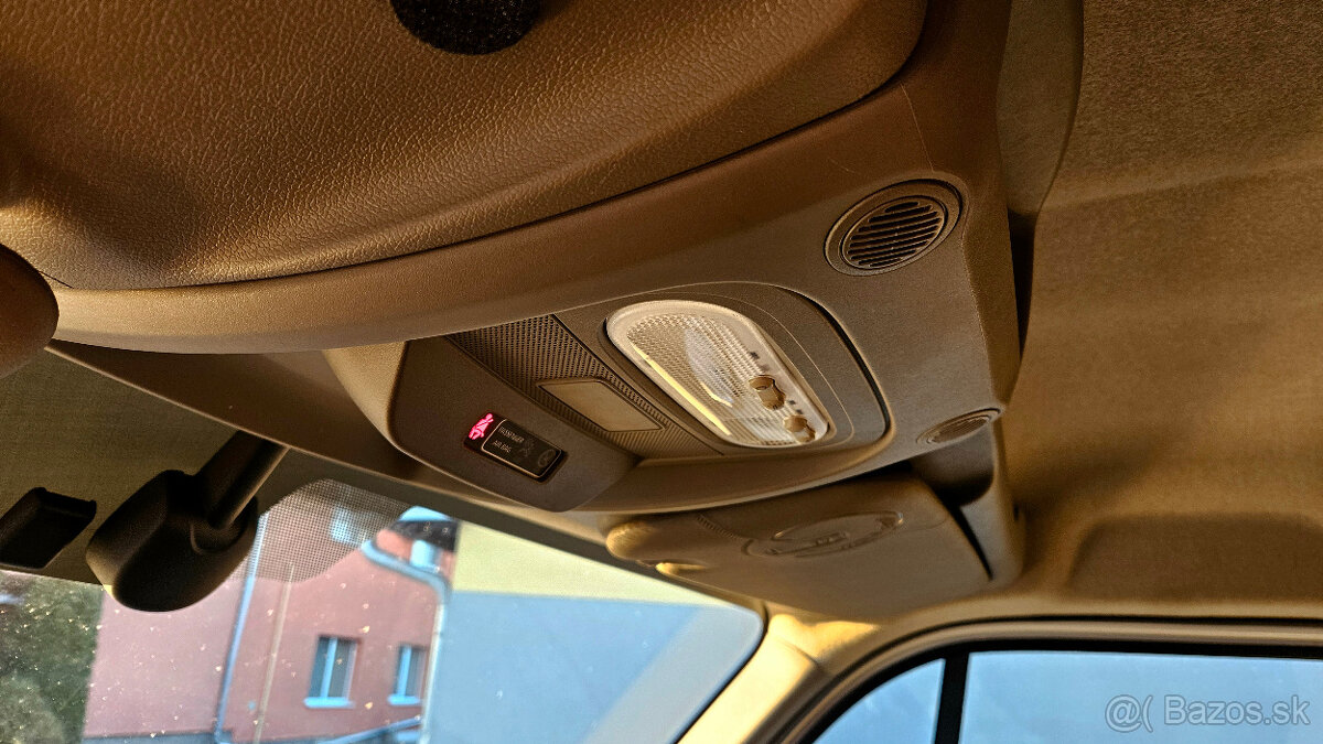 Renault Master 2.3 L3H2 7 miest - 18